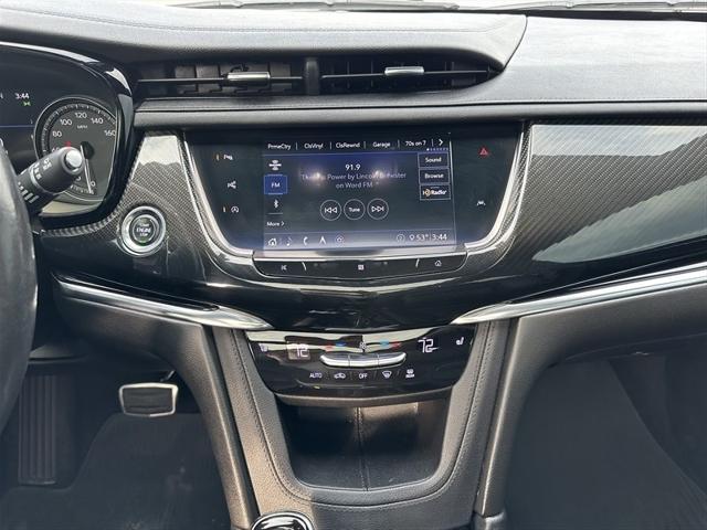 used 2020 Cadillac XT6 car, priced at $28,900