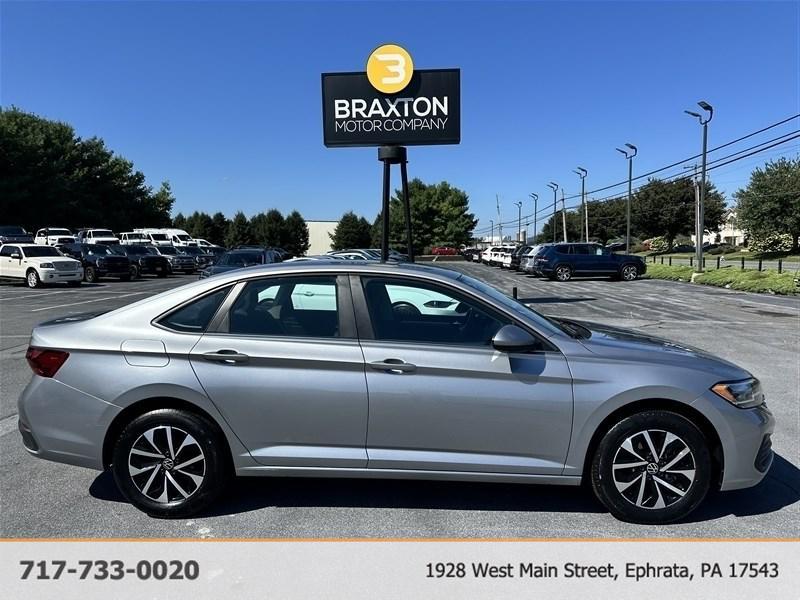 used 2024 Volkswagen Jetta car, priced at $19,800