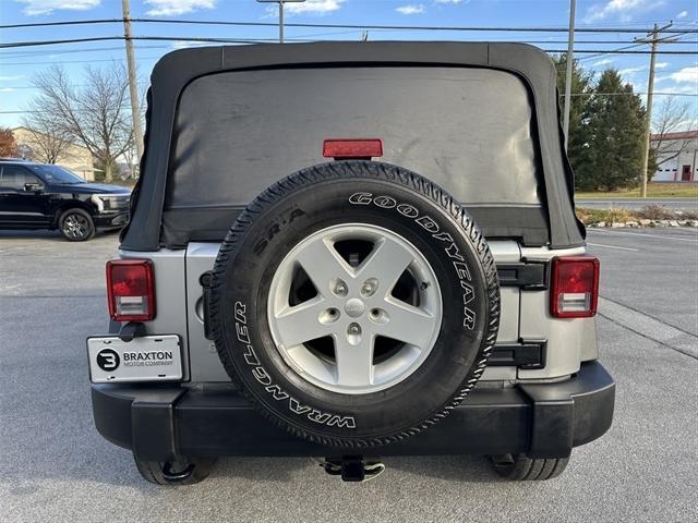 used 2015 Jeep Wrangler Unlimited car, priced at $16,900