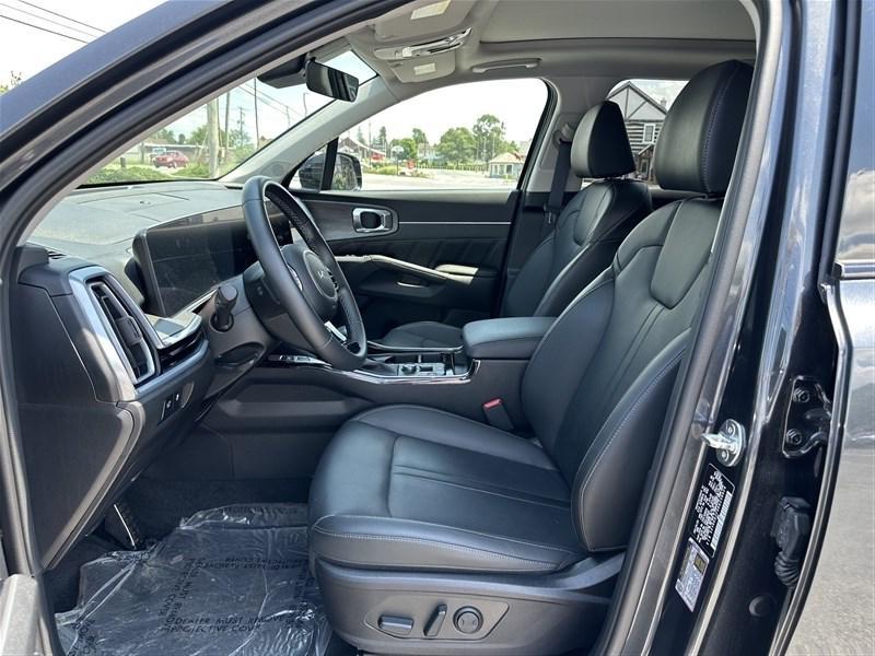 used 2024 Kia Sorento car, priced at $37,400