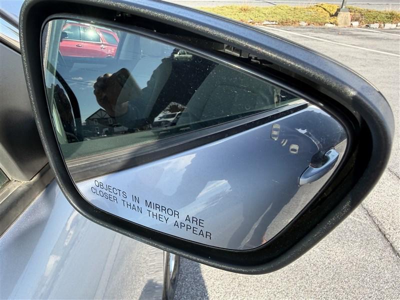 used 2022 Ford Escape car, priced at $20,900