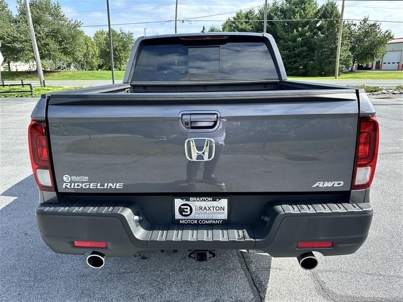 used 2021 Honda Ridgeline car, priced at $31,900