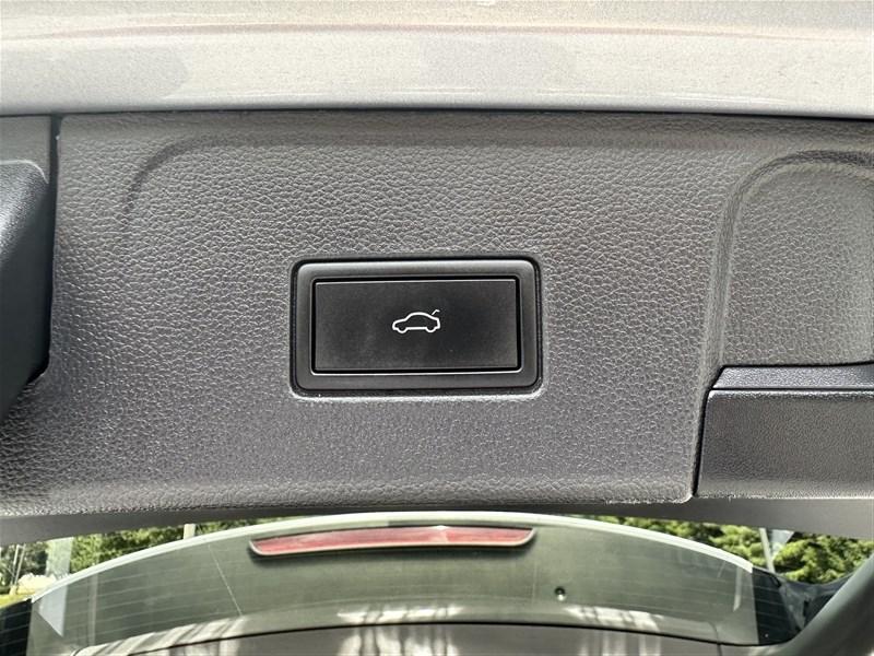 used 2024 Volkswagen Atlas car, priced at $38,400