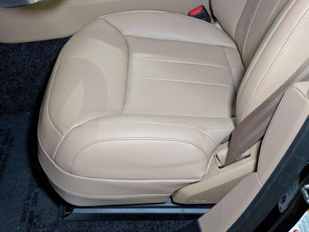 new 2025 Land Rover Range Rover car, priced at $139,415