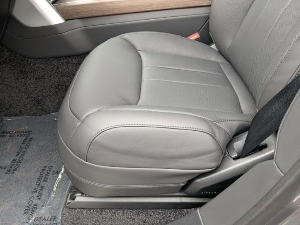 new 2025 Land Rover Range Rover car, priced at $147,080