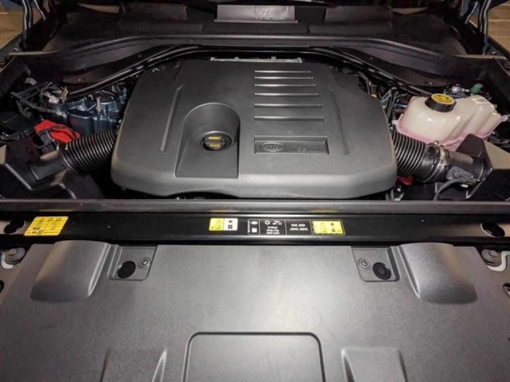 new 2025 Land Rover Range Rover Sport car, priced at $91,330