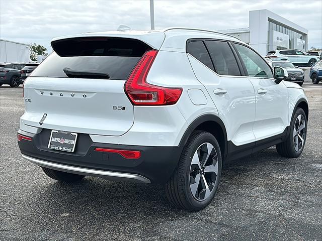 new 2025 Volvo XC40 car, priced at $46,315
