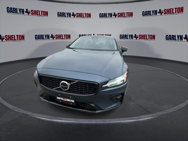 new 2024 Volvo S60 car, priced at $40,650