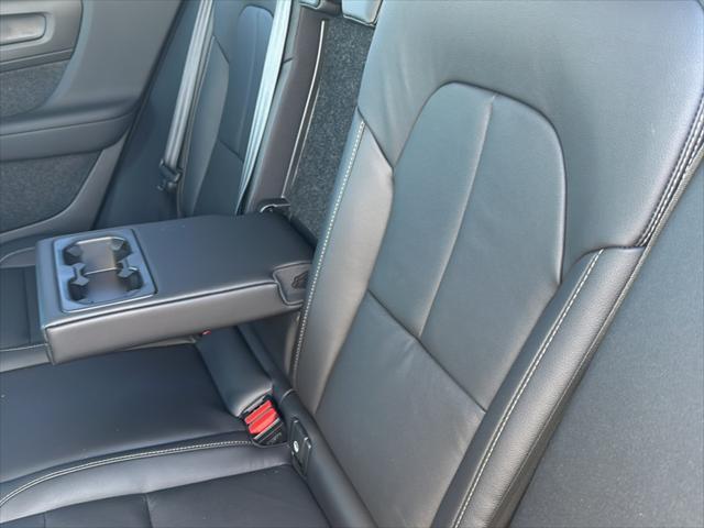 new 2025 Volvo XC40 car, priced at $49,595