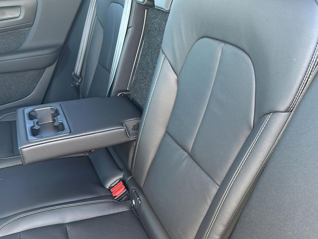 new 2025 Volvo XC40 car, priced at $44,595