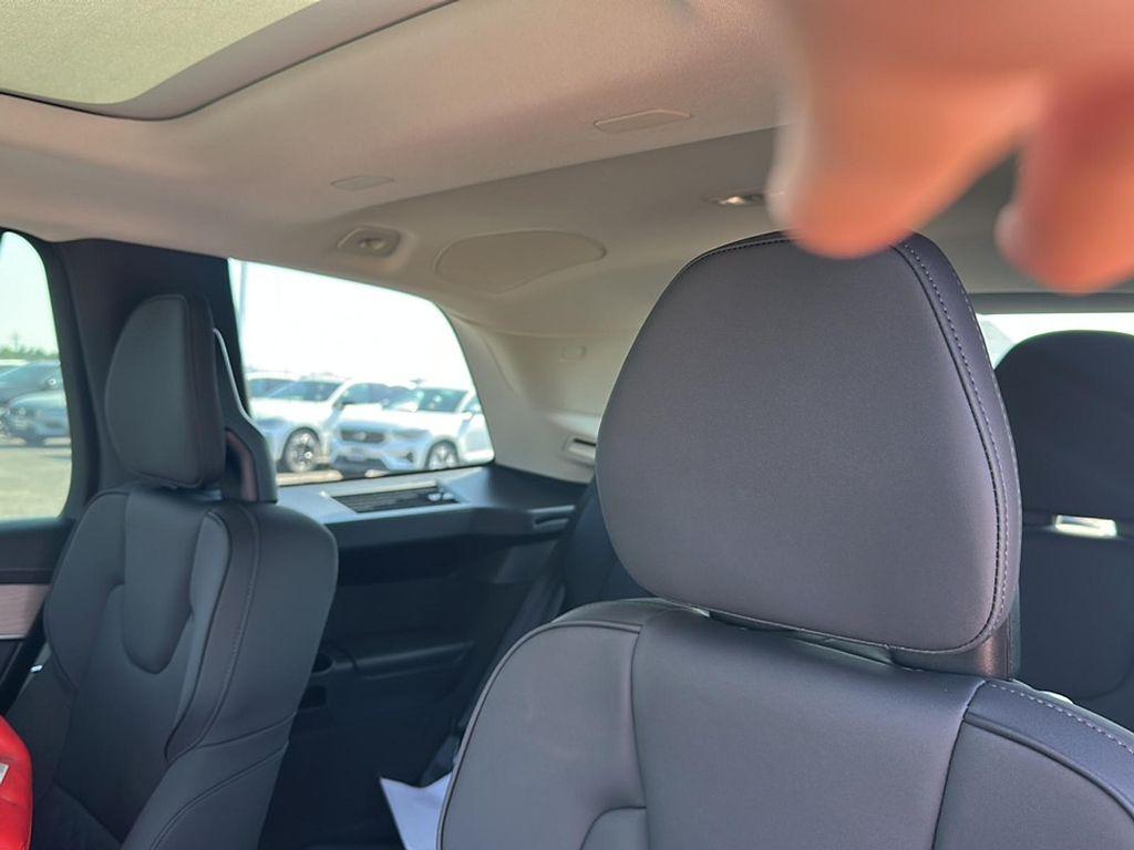 new 2026 Volvo XC90 car, priced at $69,125