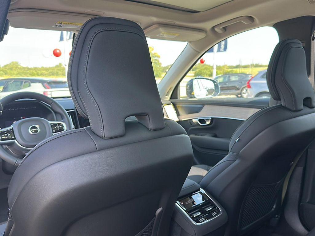 new 2026 Volvo XC90 car, priced at $69,125