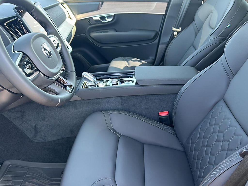 new 2026 Volvo XC90 car, priced at $69,125