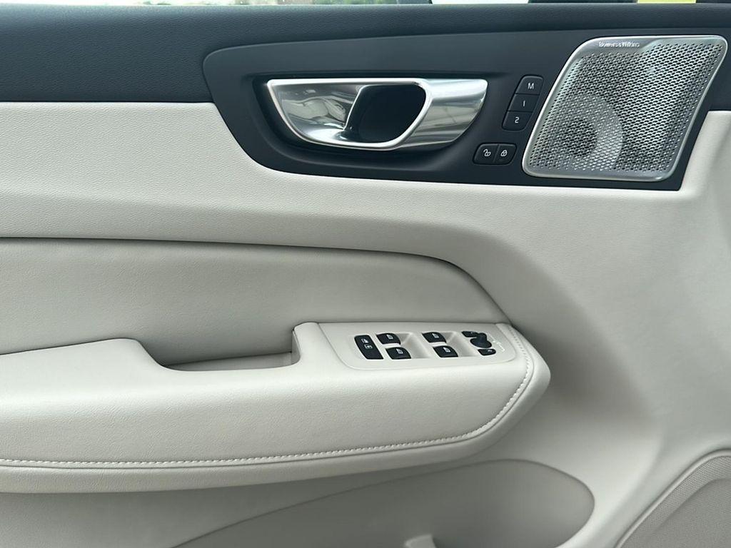 new 2026 Volvo XC60 Plug-In Hybrid car, priced at $76,310