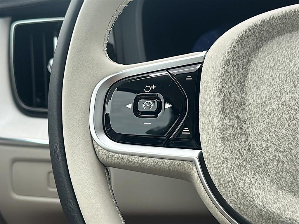 new 2026 Volvo XC60 Plug-In Hybrid car, priced at $76,310