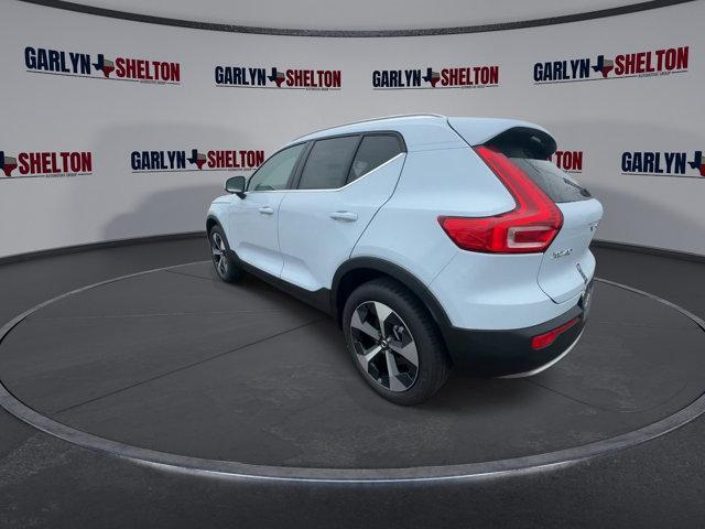 new 2024 Volvo XC40 car, priced at $46,075