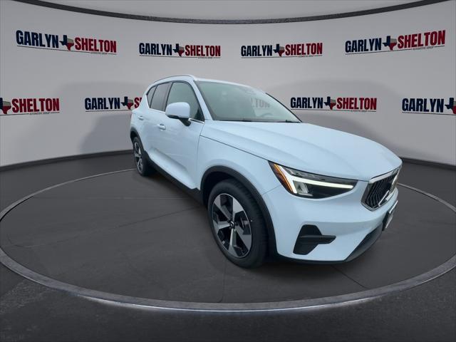 new 2024 Volvo XC40 car, priced at $44,232