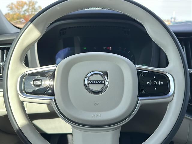 new 2025 Volvo XC60 car, priced at $47,345