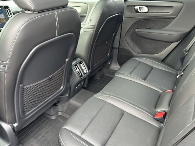 new 2025 Volvo XC40 car, priced at $46,115
