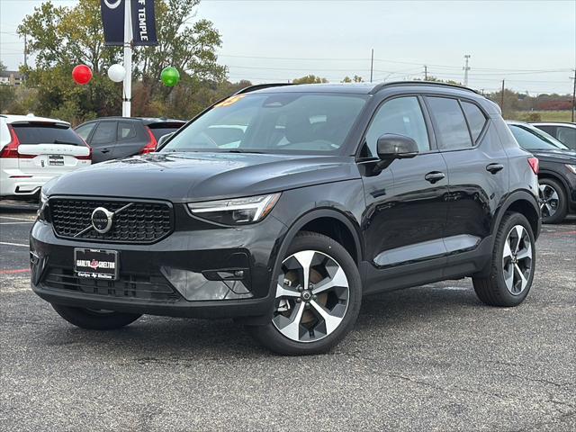 new 2025 Volvo XC40 car, priced at $48,115