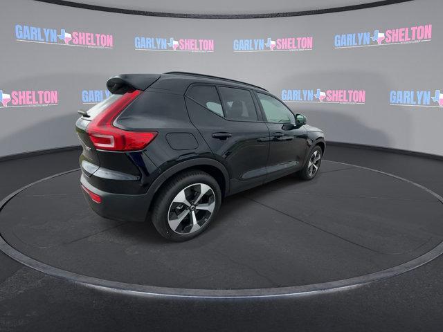 new 2025 Volvo XC40 car, priced at $49,115