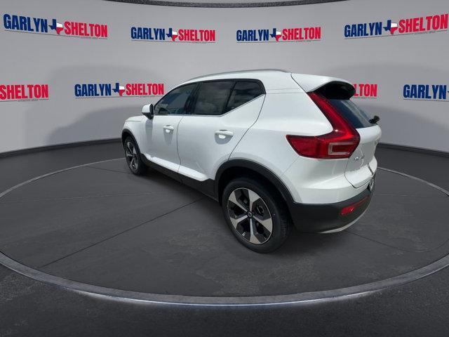 new 2025 Volvo XC40 car, priced at $48,315