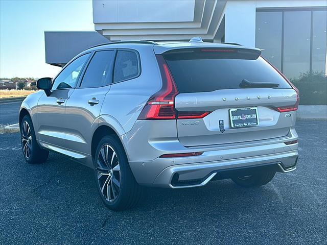 new 2025 Volvo XC60 car, priced at $53,085