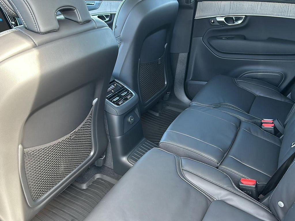 new 2025 Volvo XC90 Plug-In Hybrid car, priced at $78,405