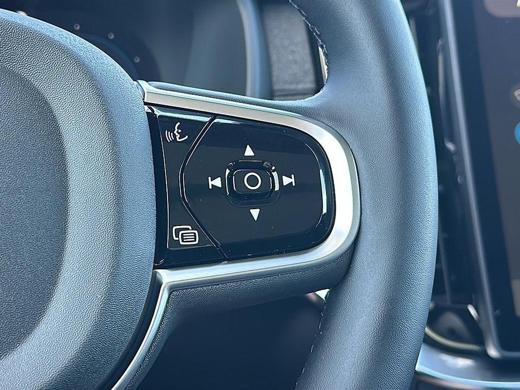 new 2025 Volvo XC90 Plug-In Hybrid car, priced at $78,405