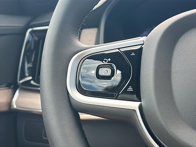 new 2025 Volvo XC90 car, priced at $58,245