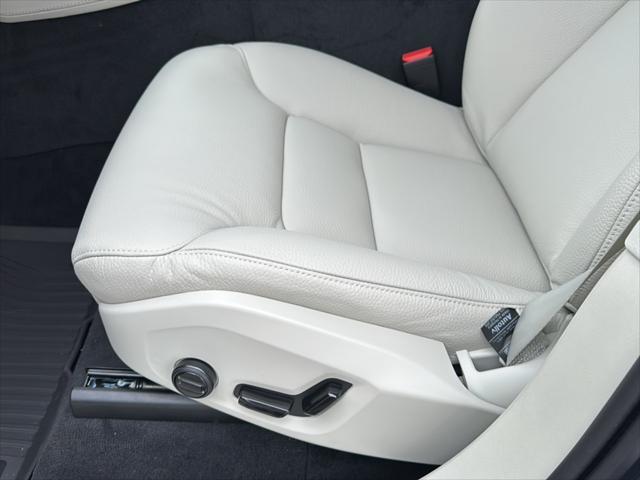new 2025 Volvo XC90 car, priced at $64,515