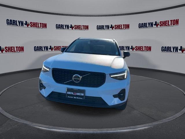 new 2024 Volvo XC40 car, priced at $48,525