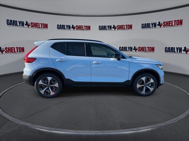 new 2024 Volvo XC40 car, priced at $43,084