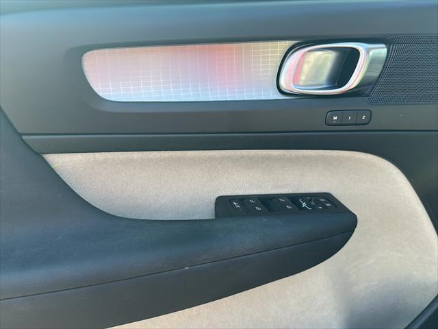 used 2020 Volvo XC40 car, priced at $21,500