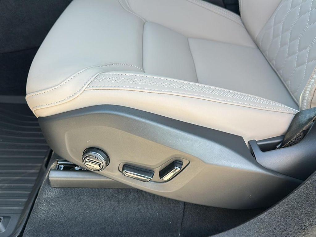 new 2025 Volvo XC90 Plug-In Hybrid car, priced at $74,805