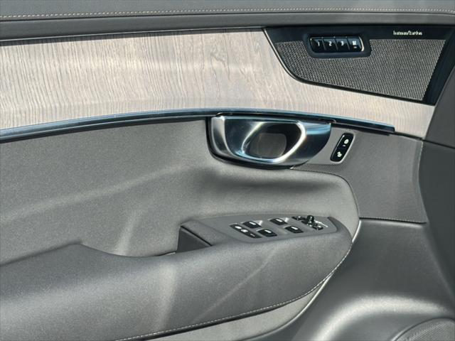 new 2025 Volvo XC90 car, priced at $70,805