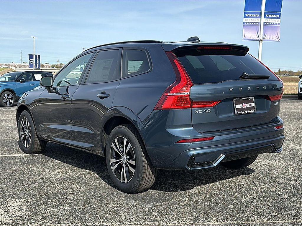 new 2025 Volvo XC60 car, priced at $41,928