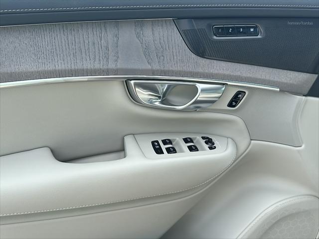 new 2025 Volvo XC90 car, priced at $73,355