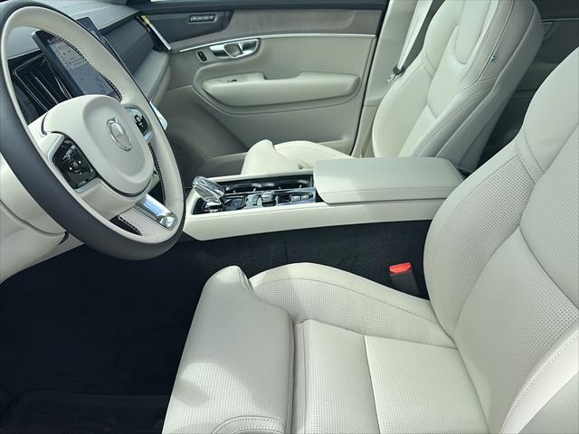 new 2025 Volvo XC90 car, priced at $73,355