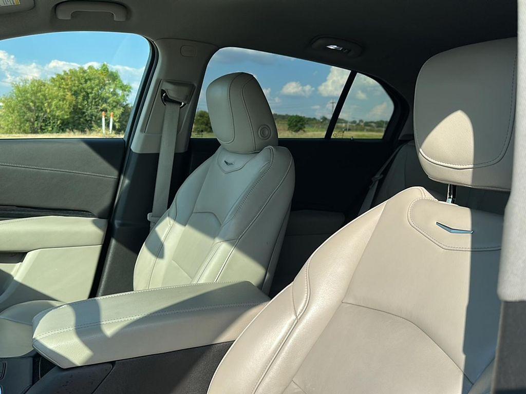 used 2019 Cadillac XT4 car, priced at $21,994