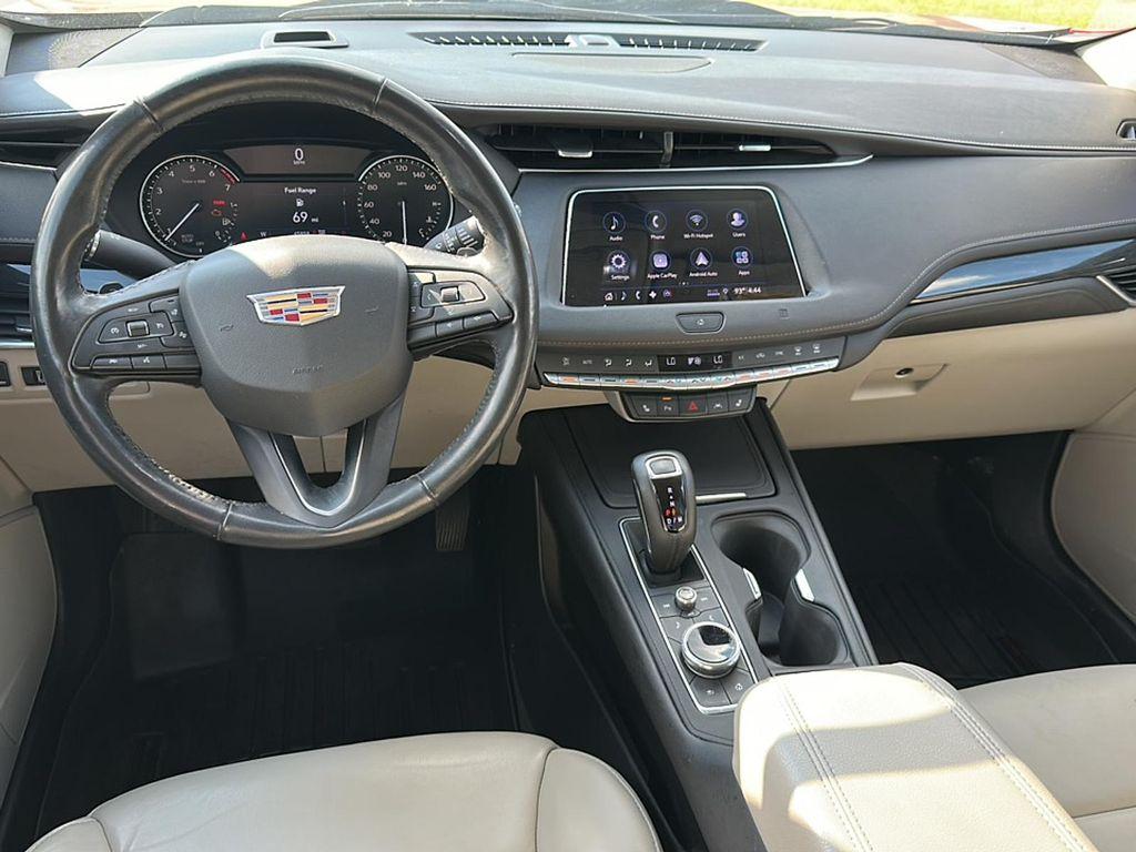 used 2019 Cadillac XT4 car, priced at $21,994