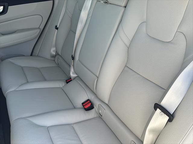 new 2025 Volvo XC60 car, priced at $53,610