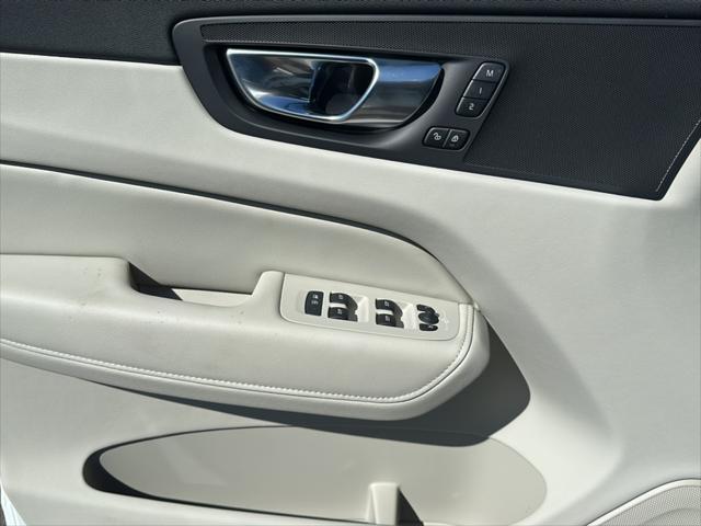 new 2025 Volvo XC60 car, priced at $52,110