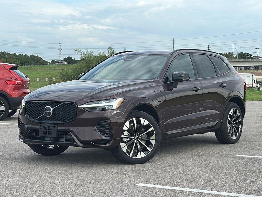 new 2026 Volvo XC60 Plug-In Hybrid car, priced at $64,535