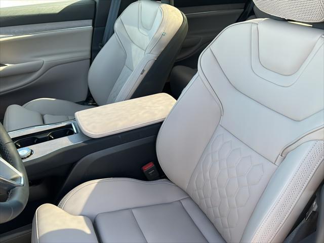 new 2025 Volvo EX90 car, priced at $95,140