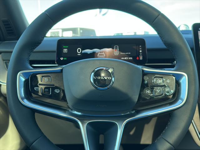 new 2025 Volvo EX90 car, priced at $95,140