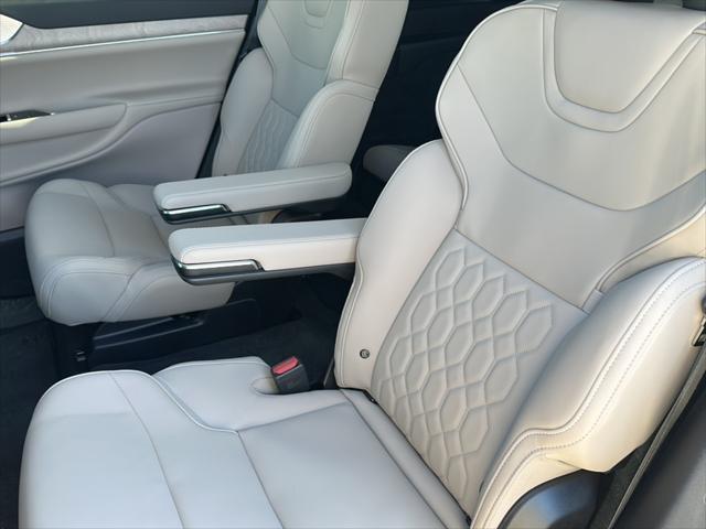 new 2025 Volvo EX90 car, priced at $95,140