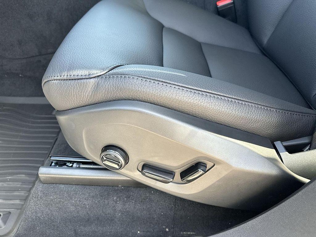 new 2025 Volvo XC90 car, priced at $57,815