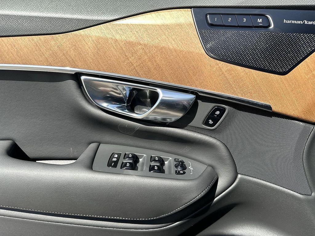 new 2025 Volvo XC90 car, priced at $57,815