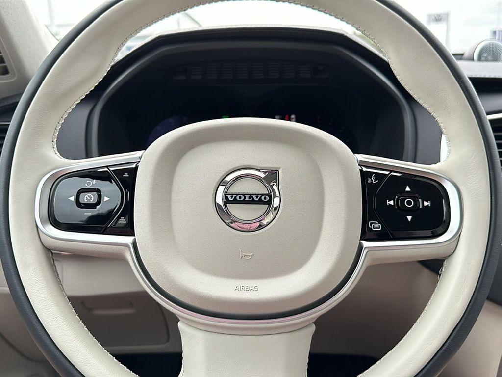 new 2025 Volvo XC90 car, priced at $71,955